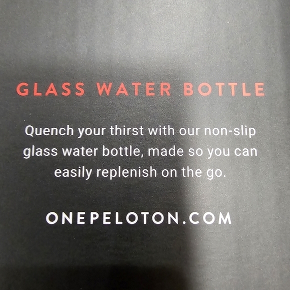 Peloton Glass Water Bottle 16 OZ Non Slip, NIB - Picture 5 of 5